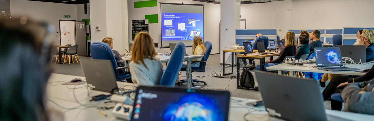 GISDAY-ZW_2048-16_Easy-Resize.com